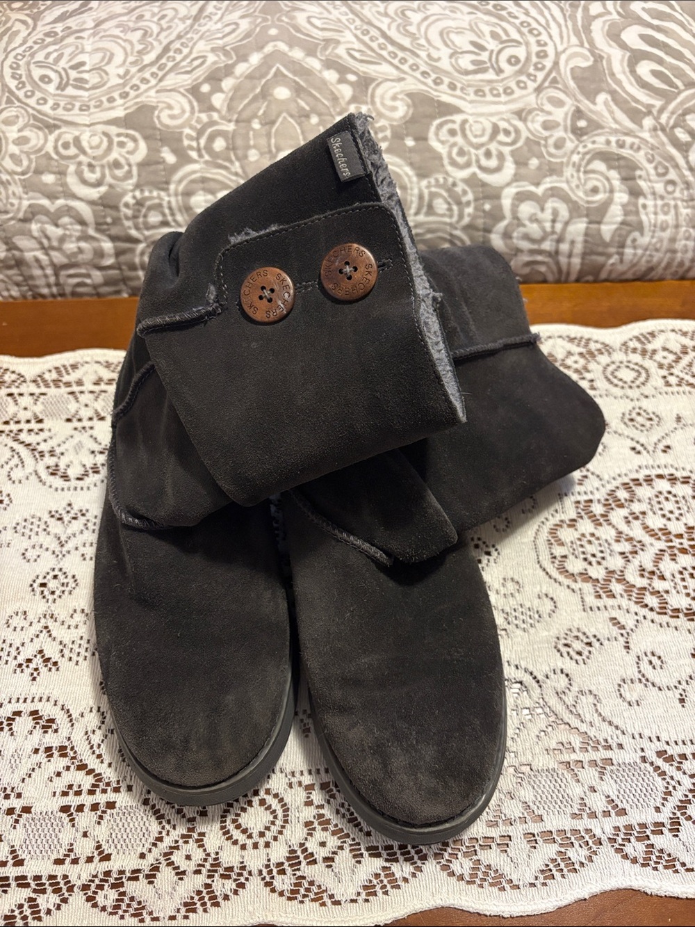 Skechers Women's Dark Gray Suede Button Cuff Ankle Boots